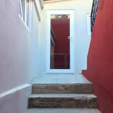 Patio Da Mouraria Hostel Lisbon