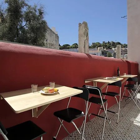 Patio Da Mouraria Lisbon